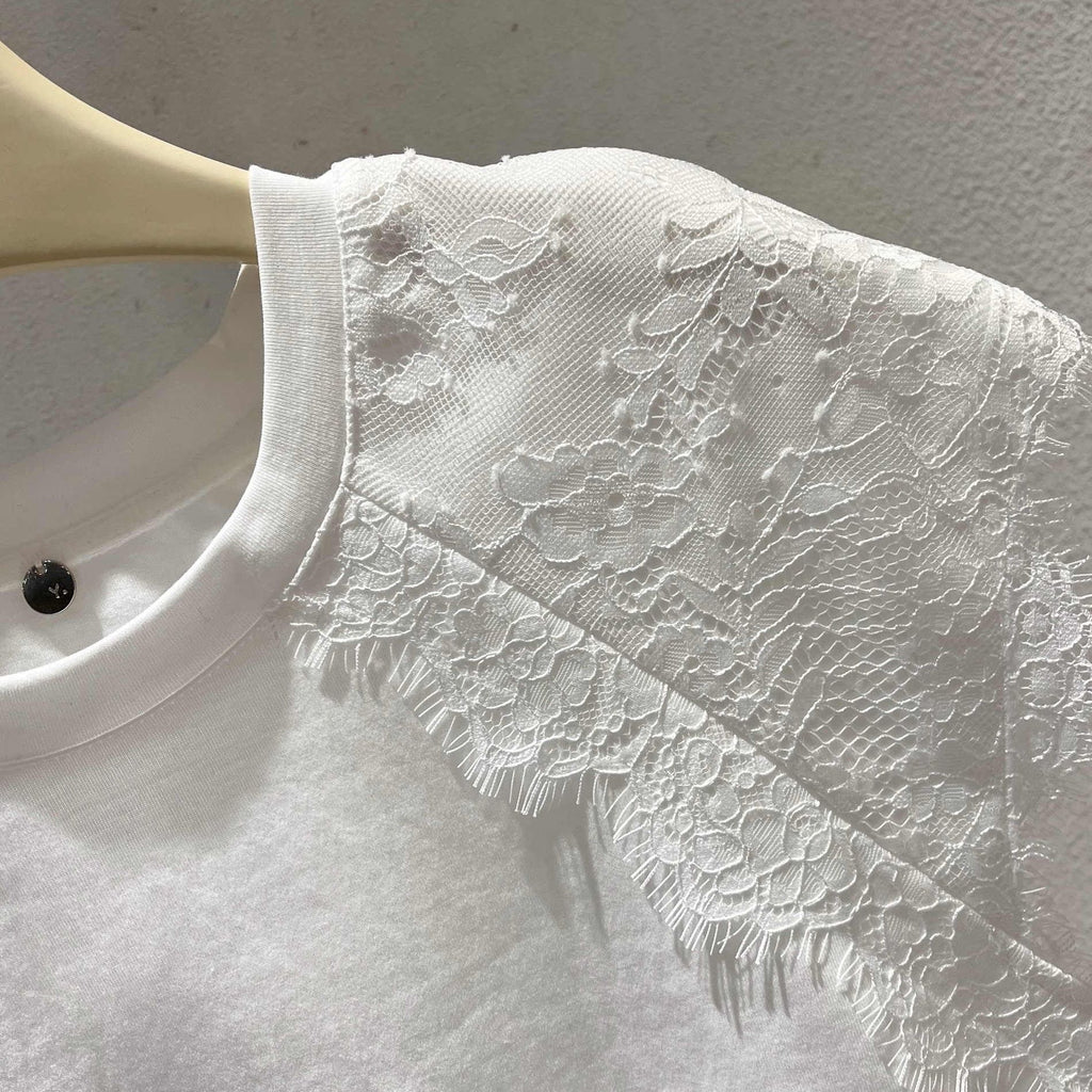 Simple Lace-spliced Round-neck Short Sleeves