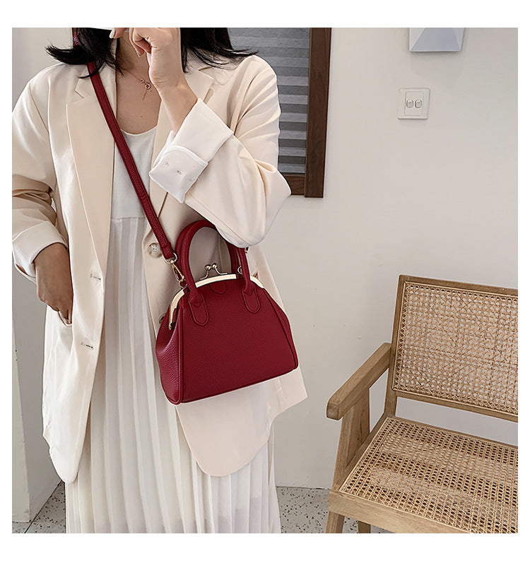 Messenger bag fashion handbag popular shell bag