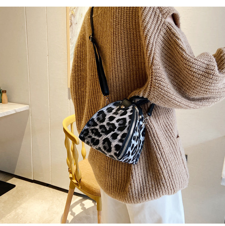 Leopard print triangle bag handbag