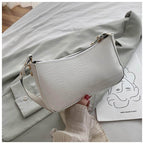 Casual retro armpit bag handbag rivet bag
