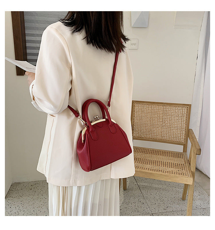 Messenger bag fashion handbag popular shell bag