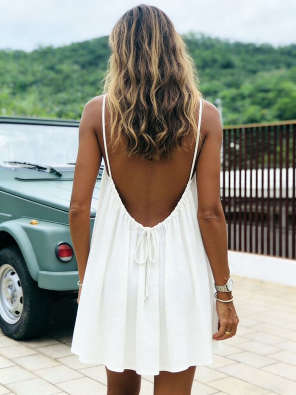 Solid-color Ruched Open-back Strap Sundress Beach Vacation Dress For Women
