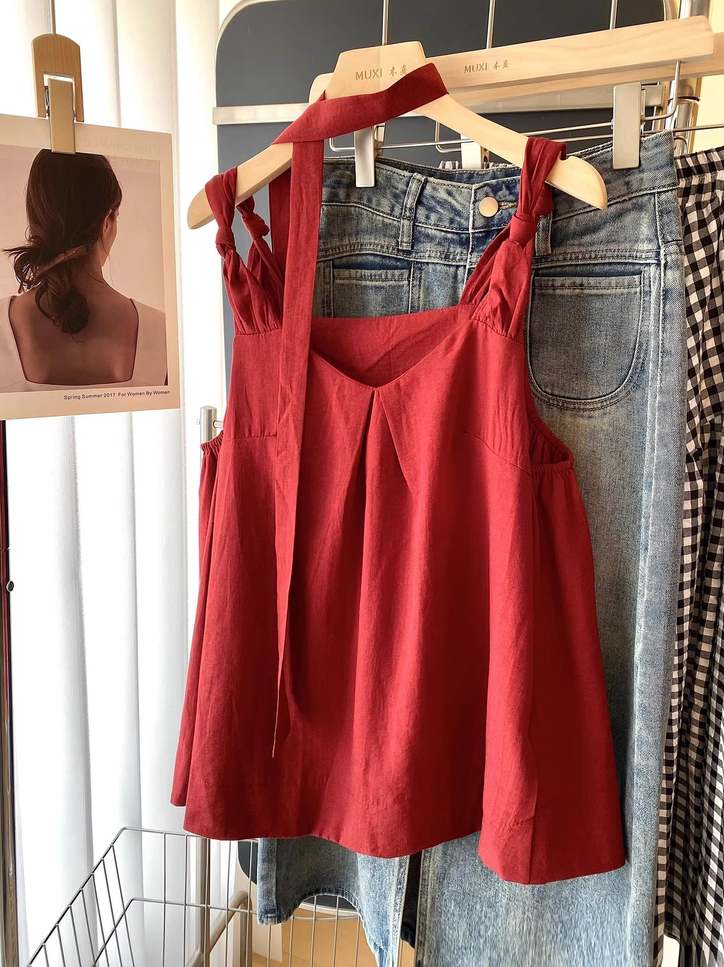 Women's Simple V-neck Knotted Camisole